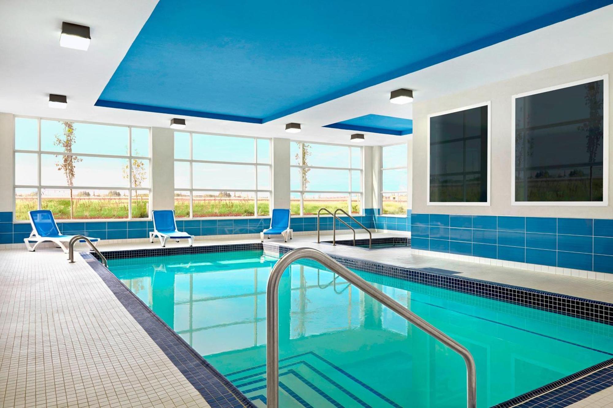 Four Points By Sheraton Edmonton International Airport Nisku Exteriér fotografie