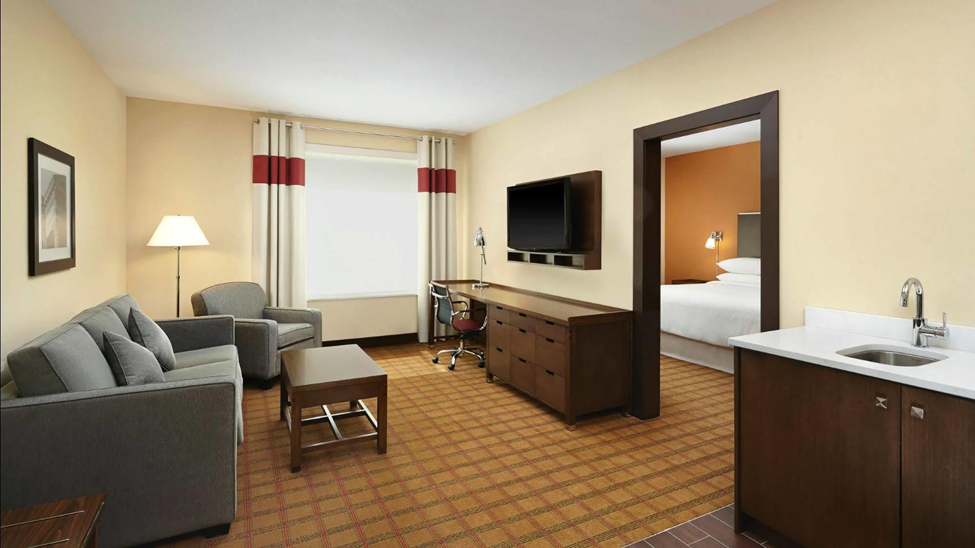 Four Points By Sheraton Edmonton International Airport Nisku Exteriér fotografie